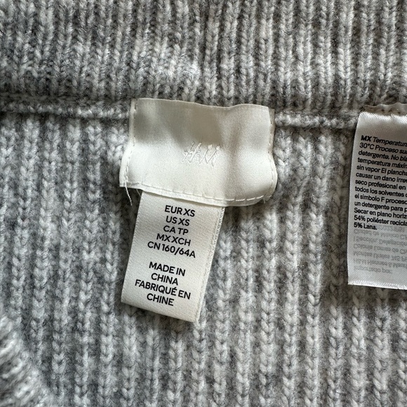 H&M TWO PIECE SET - Picture 7 of 7